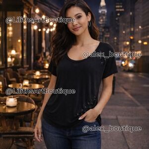 Rock & Republic Black Scoop Neck Lace-Up Top Size L (L002)
